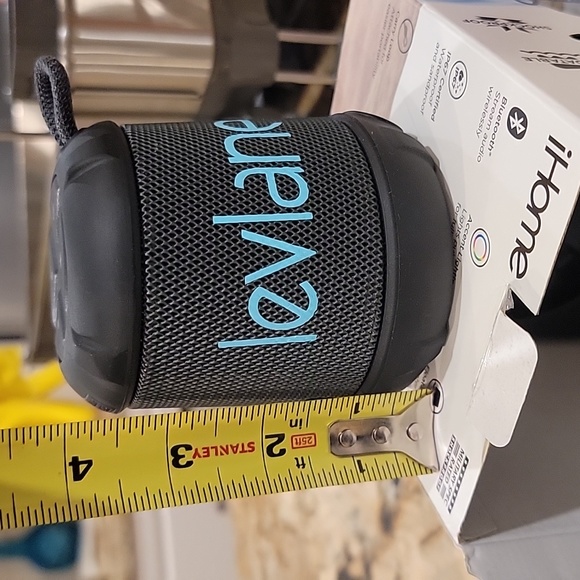 iHome waterproof speaker in box. - Picture 7 of 11